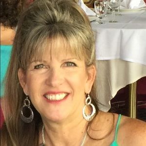 Meet your Posher, Tina